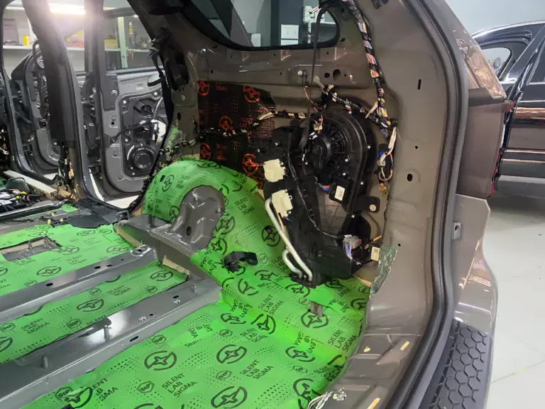 Шумоизоляция багажника Dodge Durango 2021-9
