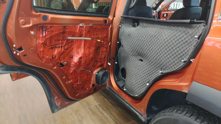 Шумоизоляция дверей HAVAL Dargo-6
