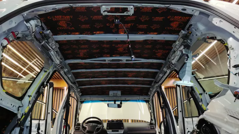 Шумоизоляция крыши Land Cruiser Prado-2