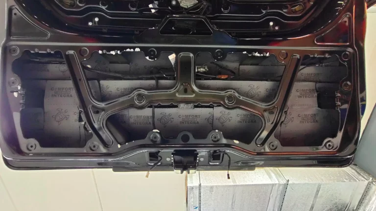 Шумоизоляция дверей Mercedes-Benz V - class-2