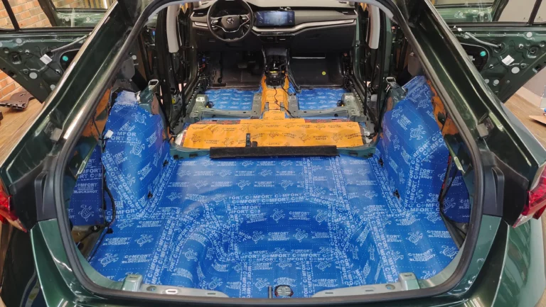 Шумоизоляция багажника Skoda Octavia A8-8
