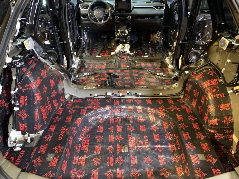 Шумоизоляция-пола-Toyota RAV 4 2022-2