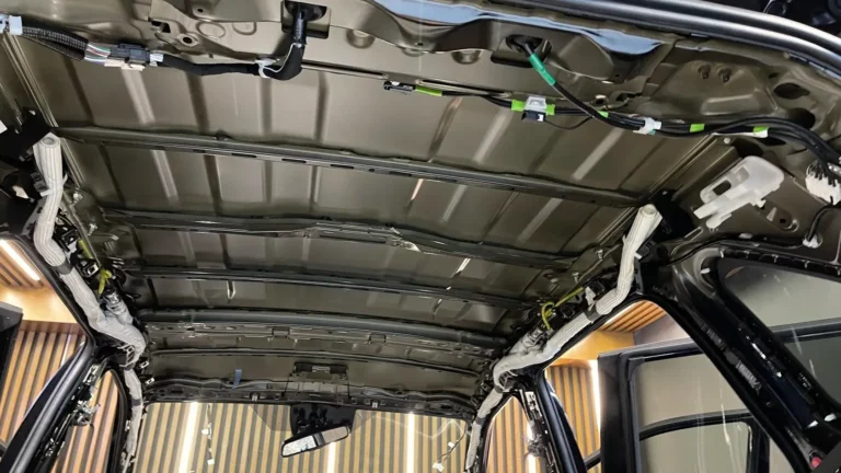 Шумоизоляция крыши Toyota Rav 4 2021-1