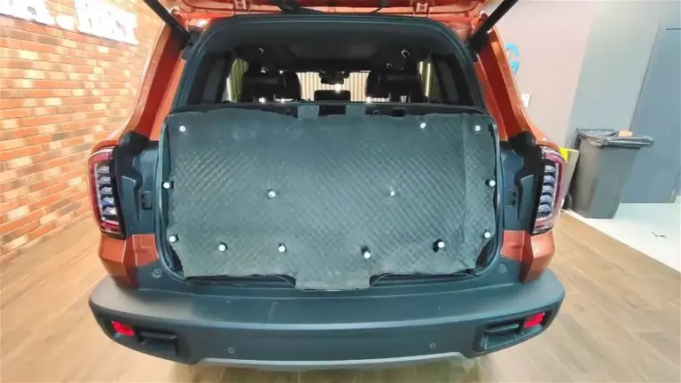 Шумоизоляция дверей HAVAL Dargo-7