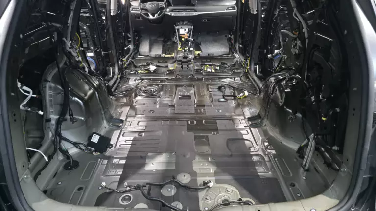 Шумоизоляция пола Hyundai Palisade-1