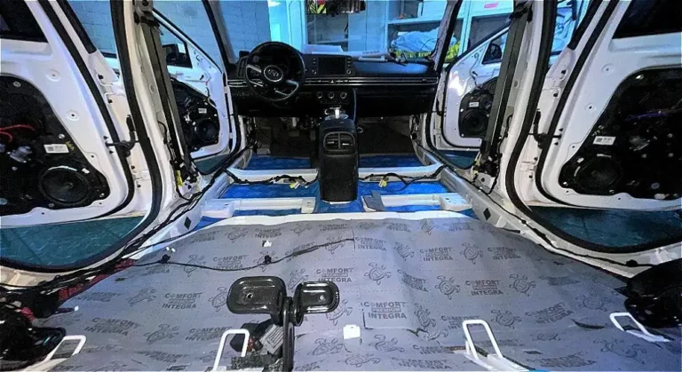 Шумоизоляция полаHyunda Elantra 2020-4