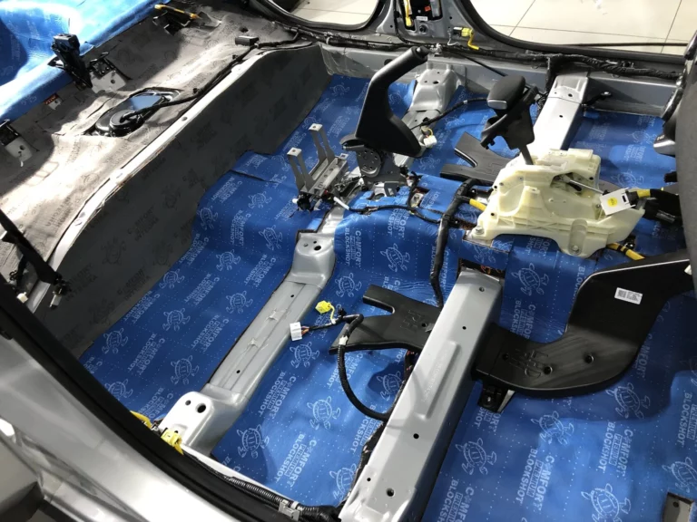 Шумоизоляция пола 3 KIA Rio