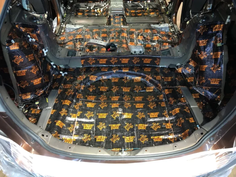 Шумоизоляция багажника 1 Toyota Venza