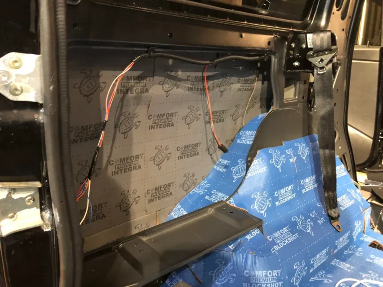 Шумоизоляция УАЗ Patriot баг 3
