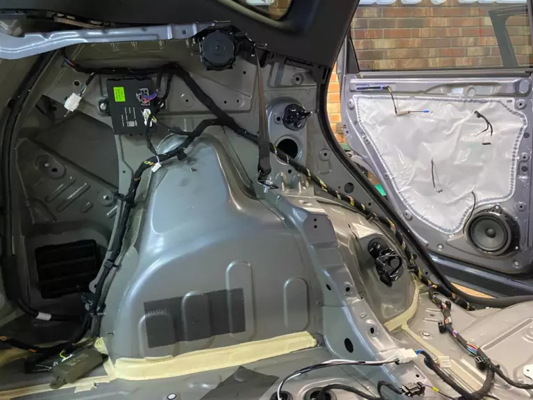 Шумоизоляция багажника Chery Tiggo 7L-1