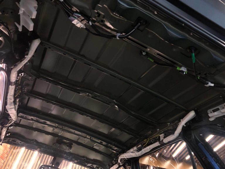 Шумоизоляция потолка Toyota RAV 4